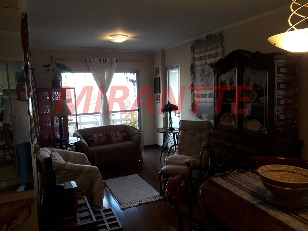 Apartamento com 3 quartos em Santana