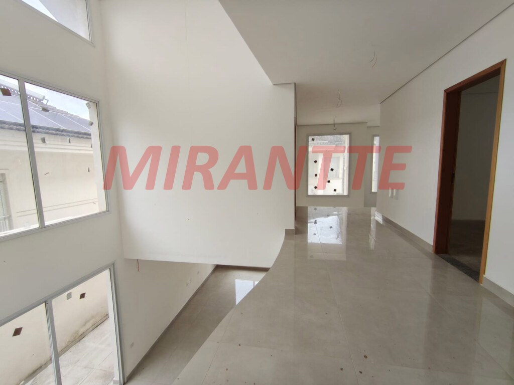 Cond. fechado de 515m² com 4 quartos em Tucuruvi