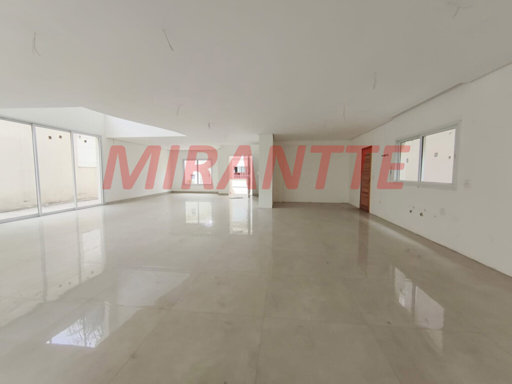 Cond. fechado de 515m² com 4 quartos em Tucuruvi
