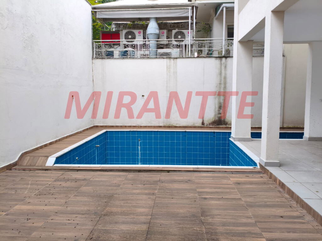 Cond. fechado de 515m² com 4 quartos em Tucuruvi