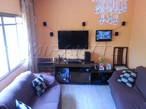 Sobrado com 3 quartos em Jardim Samambaia – Mairiporã