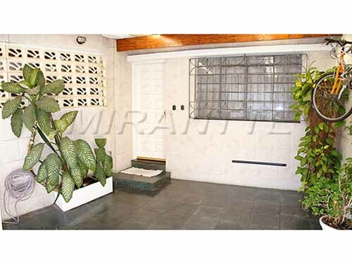Sobrado de 101m² com 3 quartos em Jaçana