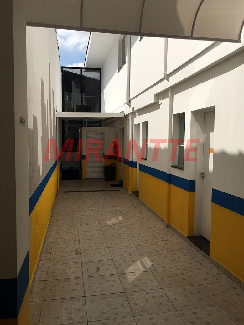 Comercial de 500m² em Santana