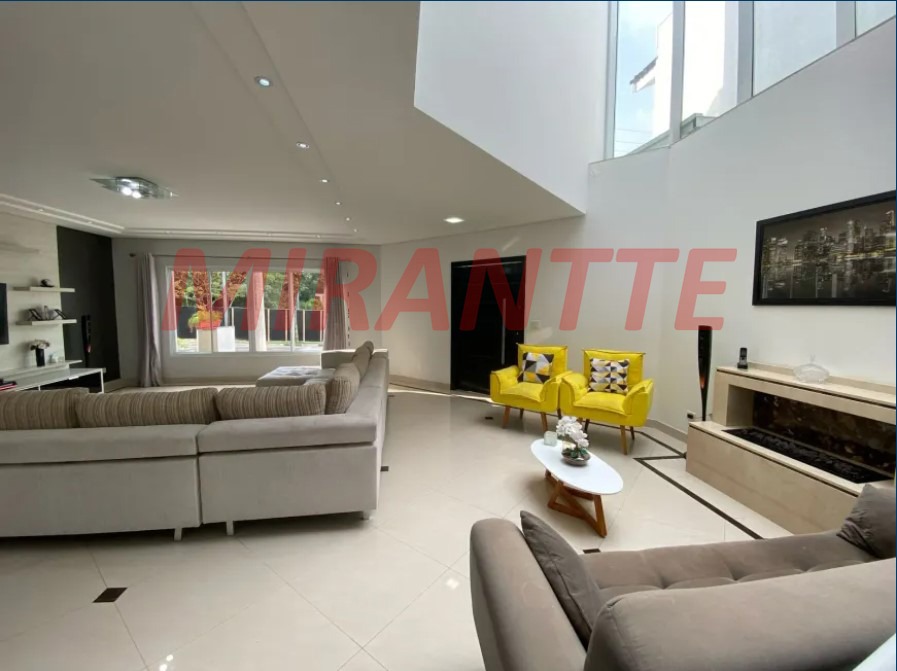 Sobrado de 450m² com 3 quartos em Tucuruvi