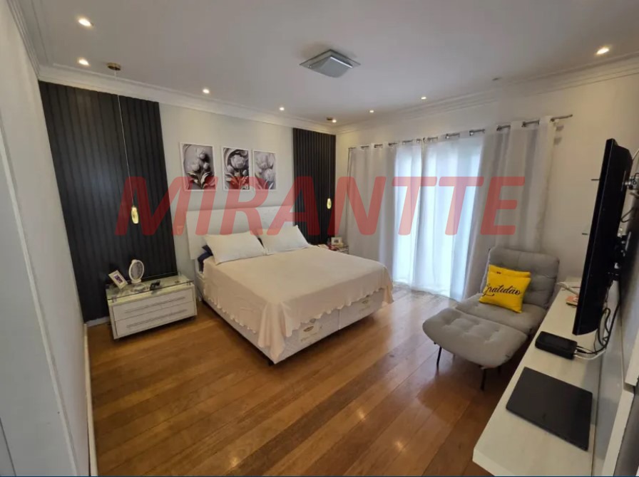 Sobrado de 450m² com 3 quartos em Tucuruvi