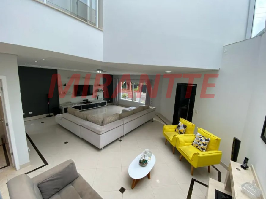 Sobrado de 450m² com 3 quartos em Tucuruvi