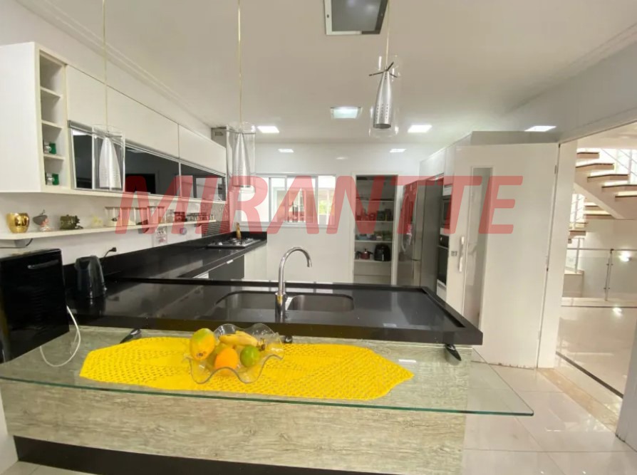 Sobrado de 450m² com 3 quartos em Tucuruvi