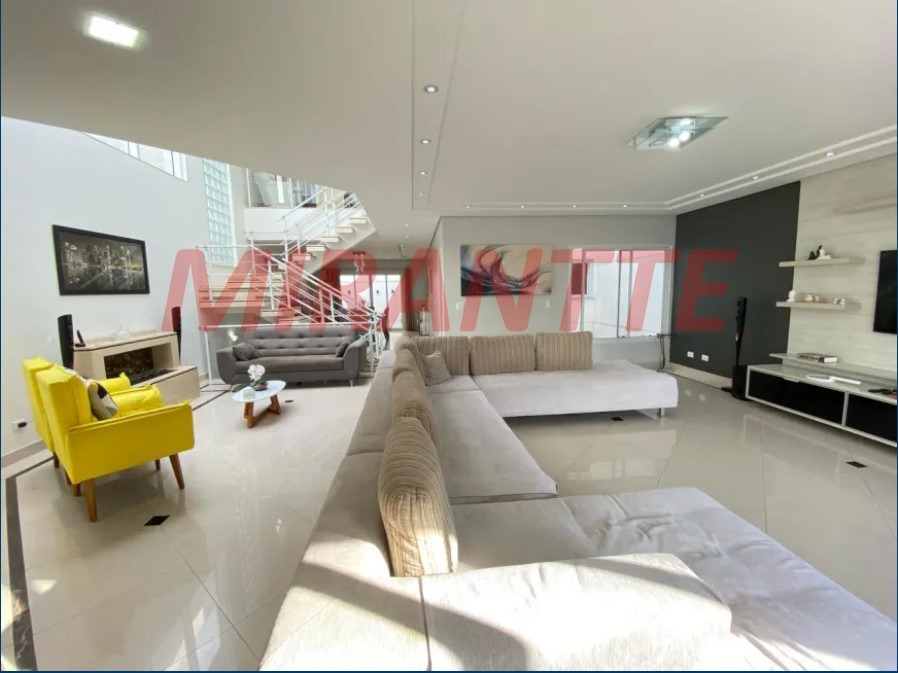 Sobrado de 450m² com 3 quartos em Tucuruvi