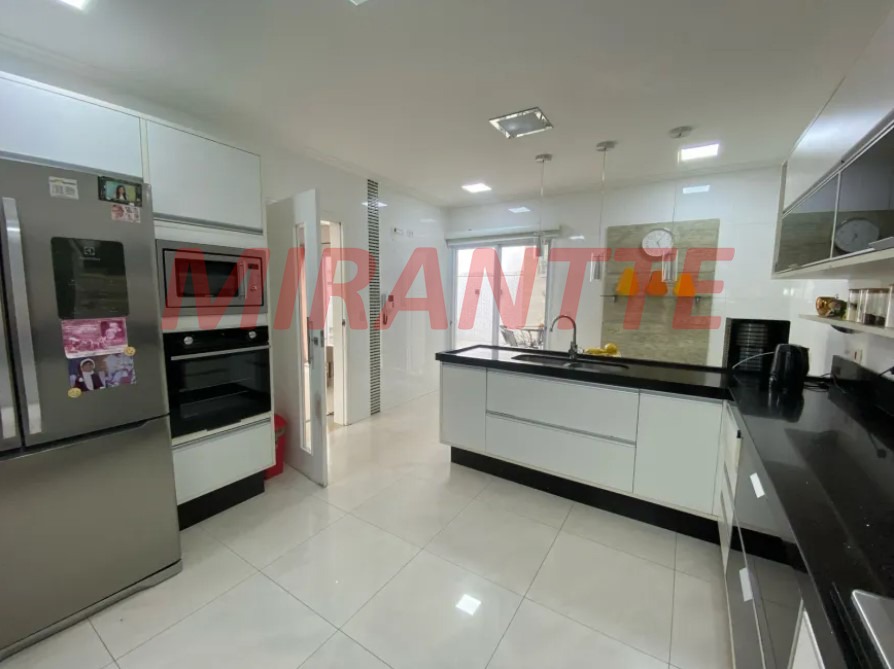 Sobrado de 450m² com 3 quartos em Tucuruvi