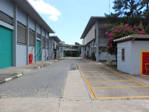 Galpao de 1371m² em Jardim Beatriz