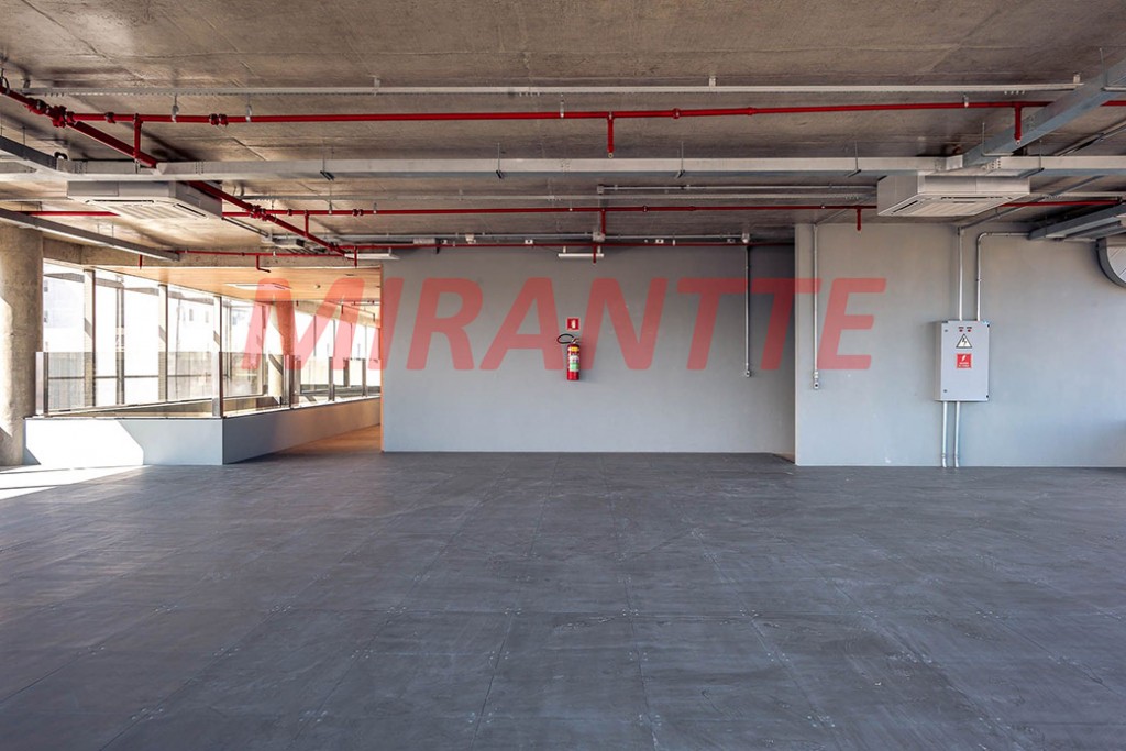 Comercial de 920m² em Santo Amaro