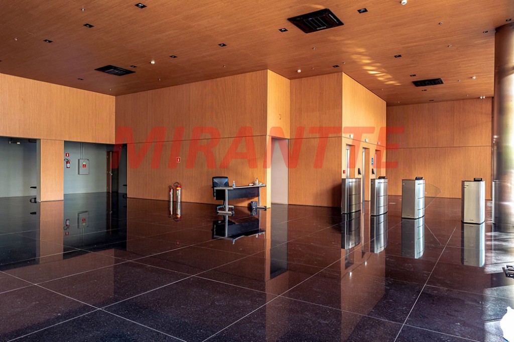 Comercial de 920m² em Santo Amaro