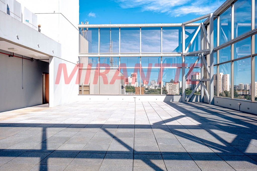 Comercial de 920m² em Santo Amaro