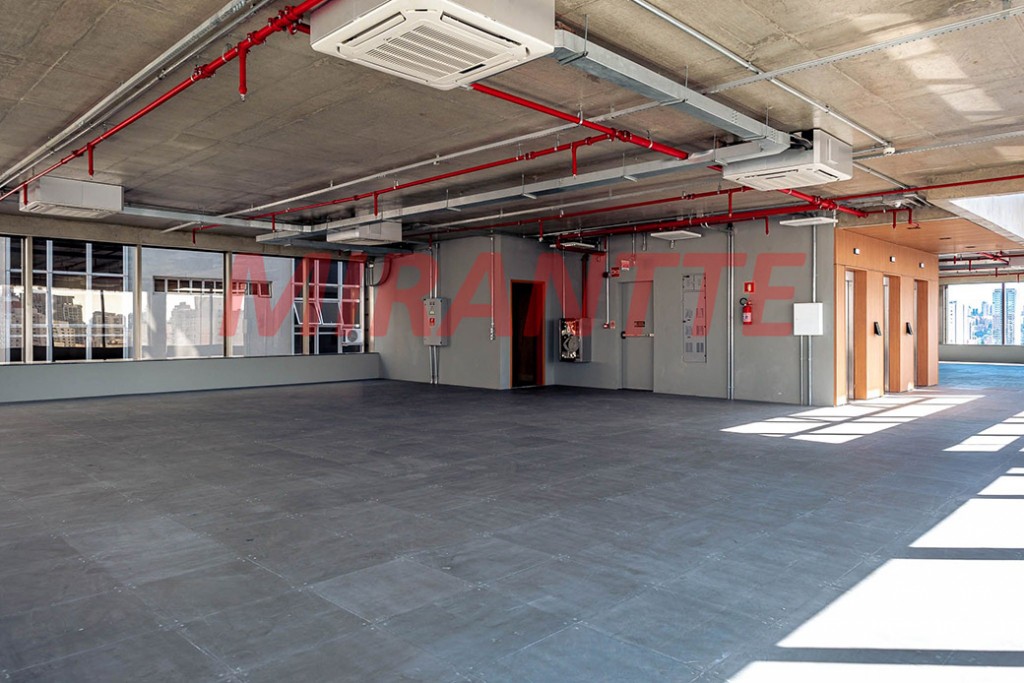 Comercial de 920m² em Santo Amaro