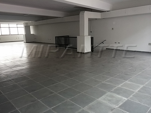 Comercial de 600m² em Casa Verde
