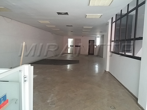 Comercial de 600m² em Casa Verde