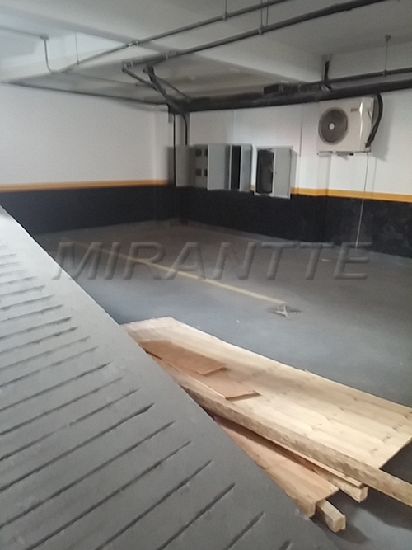 Comercial de 600m² em Casa Verde