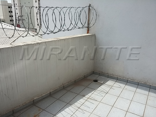 Comercial de 600m² em Casa Verde