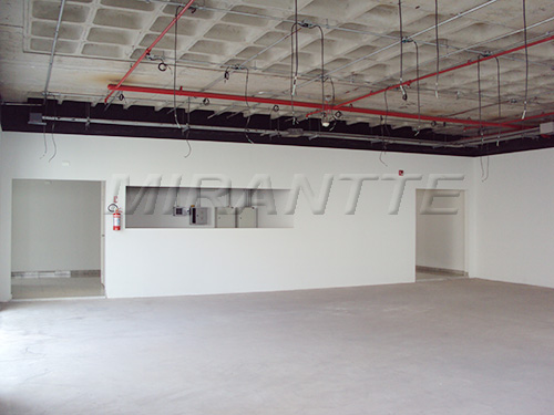 Comercial de 196m² em Bela Vista