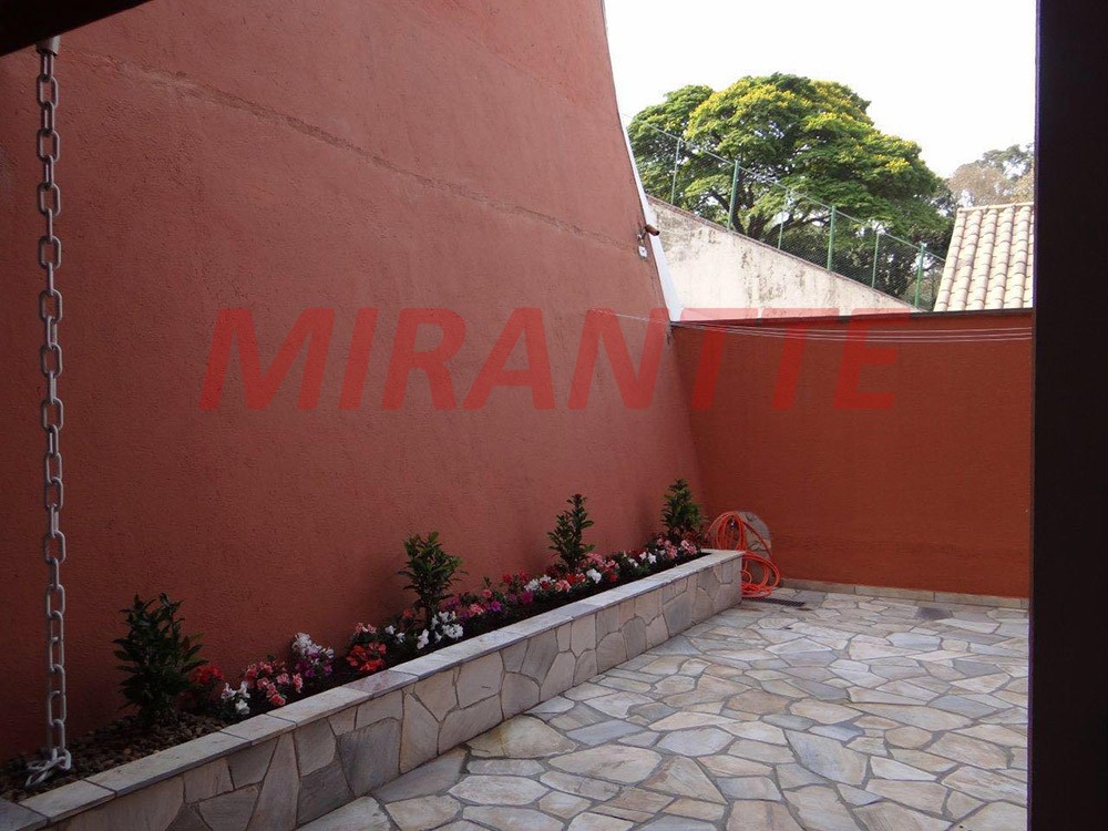 Sobrado de 513m² com 4 quartos em Jardim Bibi