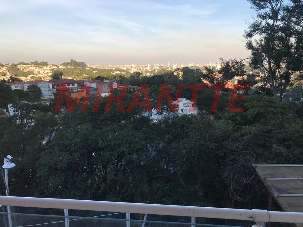 Sobrado de 513m² com 4 quartos em Jardim Bibi
