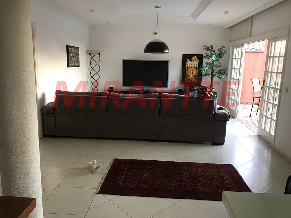 Sobrado de 513m² com 4 quartos em Jardim Bibi