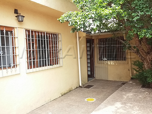 Casa terrea de 200m² com 3 quartos em Chora Menino