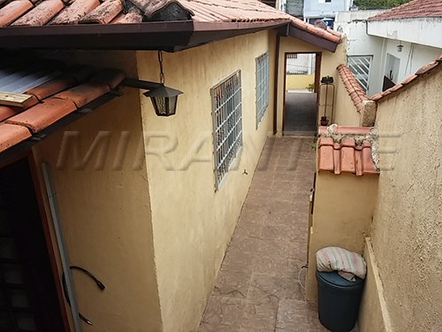 Casa terrea de 200m² com 3 quartos em Chora Menino