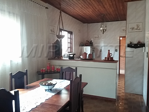 Casa terrea de 200m² com 3 quartos em Chora Menino