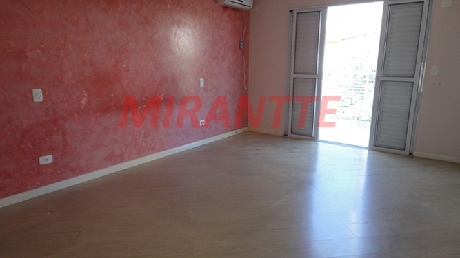 Sobrado de 351m² com 4 quartos em Jardim França