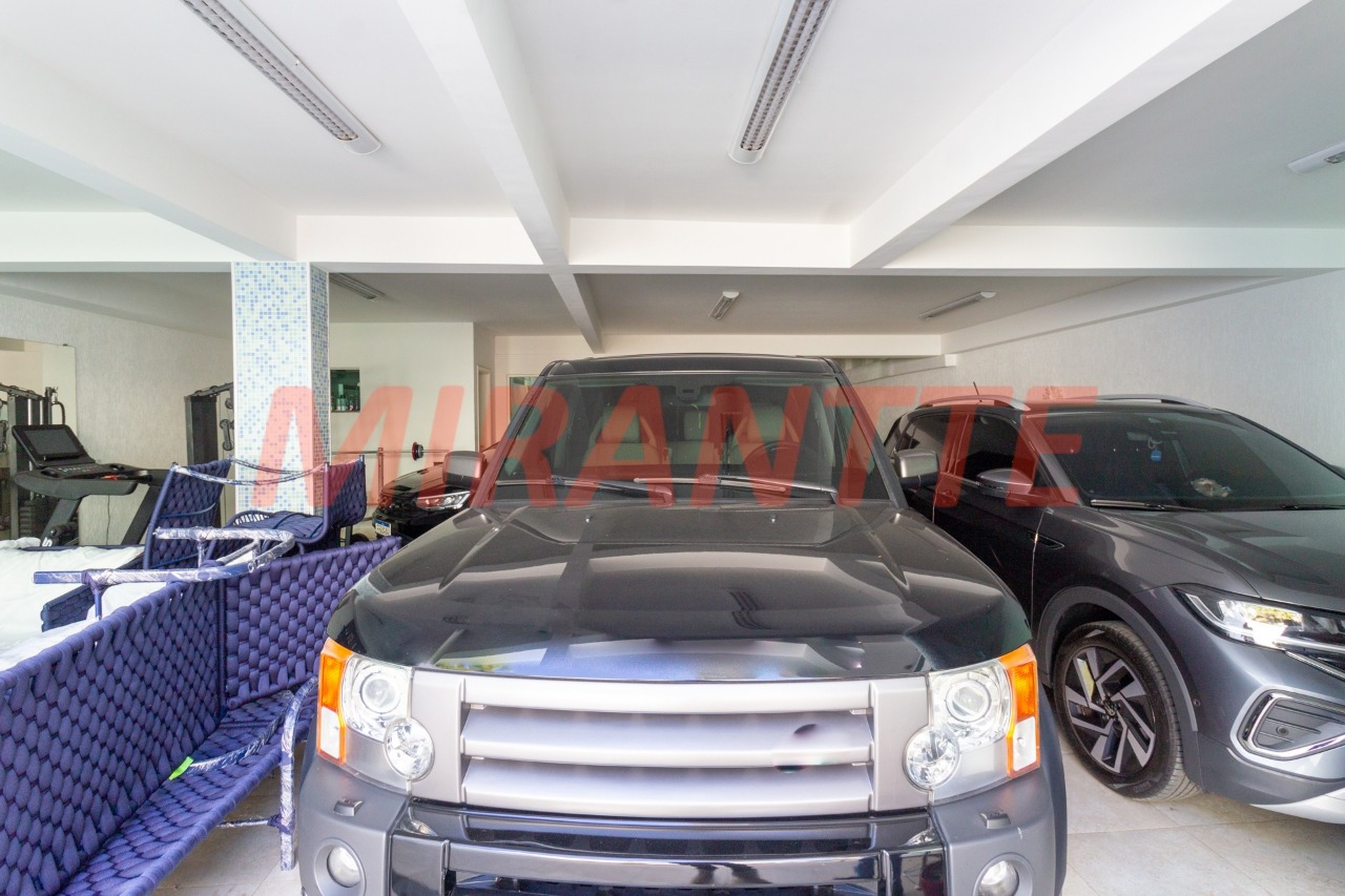 Sobrado de 474m² com 4 quartos em Tremembe