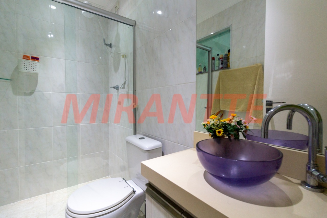Sobrado de 474m² com 4 quartos em Tremembe