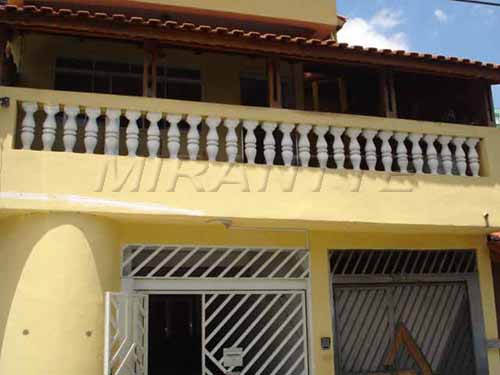 Sobrado de 189m² com 3 quartos em Lauzane Paulista