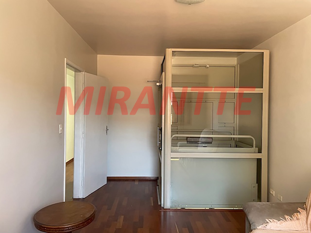 Sobrado de 204m² com 3 quartos em Santana