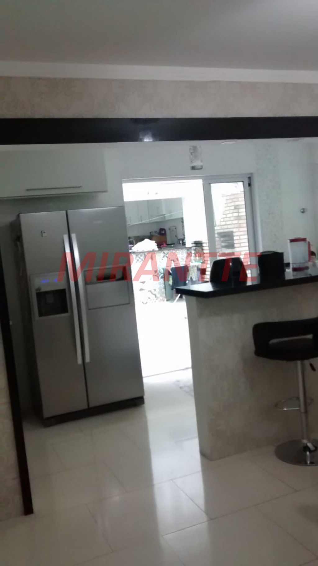 Sobrado de 200m² com 3 quartos em Água Fria
