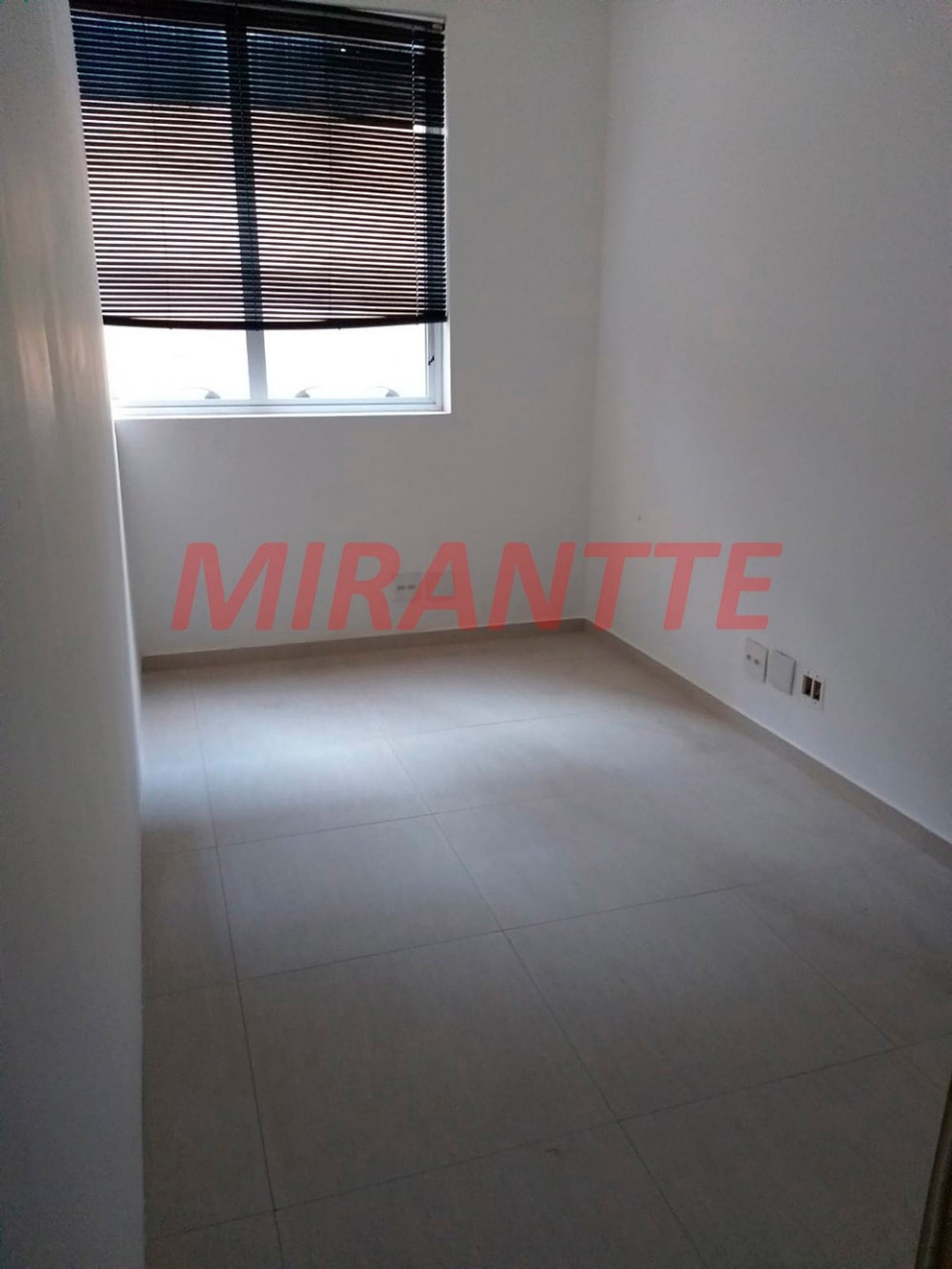 Conjunto comercial em Tucuruvi
