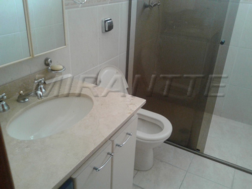 Sobrado de 344m² com 3 quartos em Jardim Peri