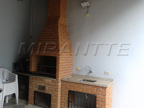 Sobrado de 344m² com 3 quartos em Jardim Peri