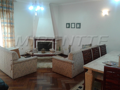 Sobrado de 344m² com 3 quartos em Jardim Peri