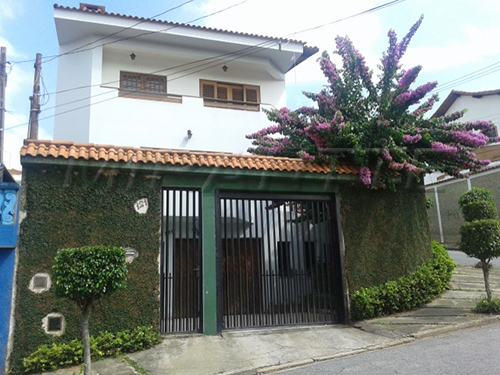 Sobrado de 344m² com 3 quartos em Jardim Peri