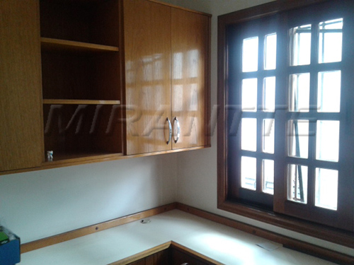 Sobrado de 344m² com 3 quartos em Jardim Peri