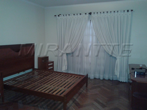 Sobrado de 344m² com 3 quartos em Jardim Peri
