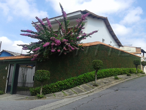 Sobrado de 344m² com 3 quartos em Jardim Peri