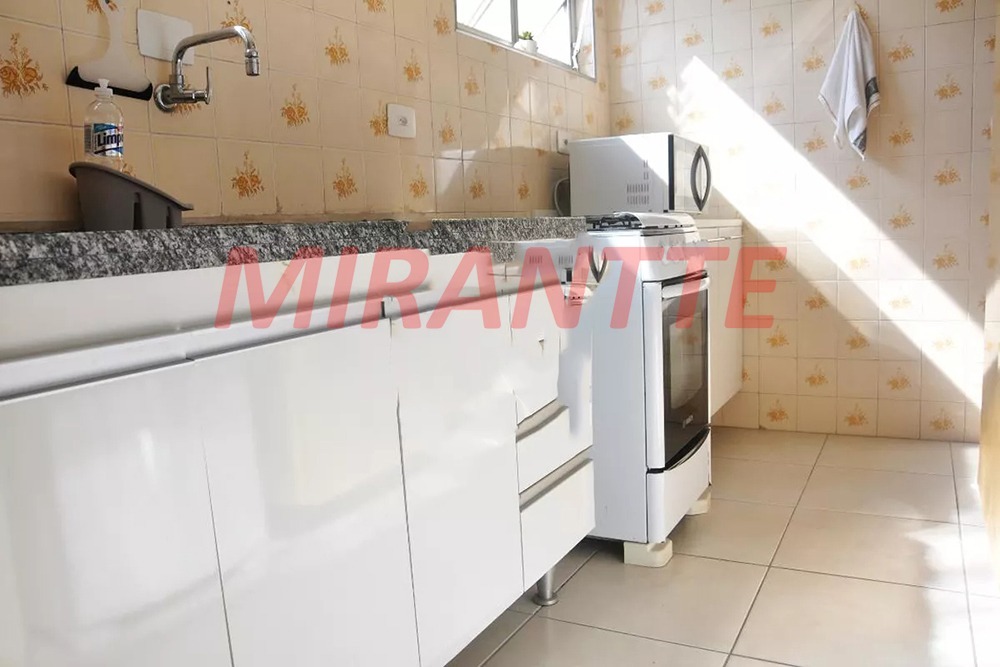 Apartamento de 74m² com 2 quartos em Santana