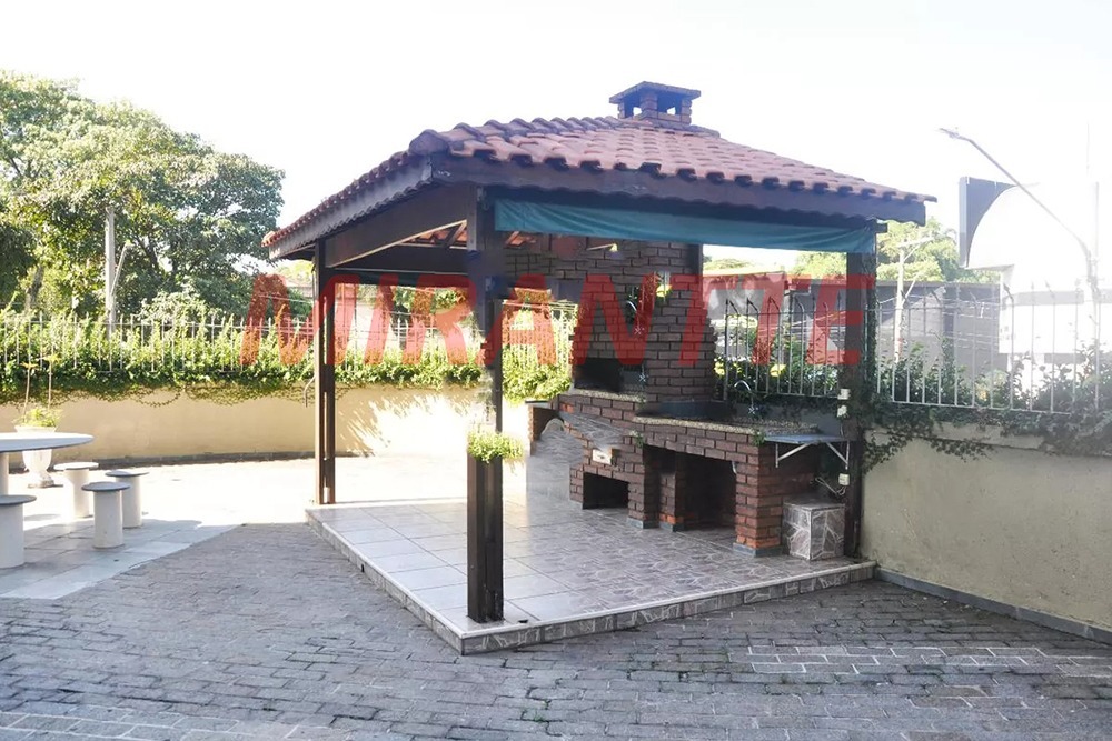 Apartamento de 74m² com 2 quartos em Santana