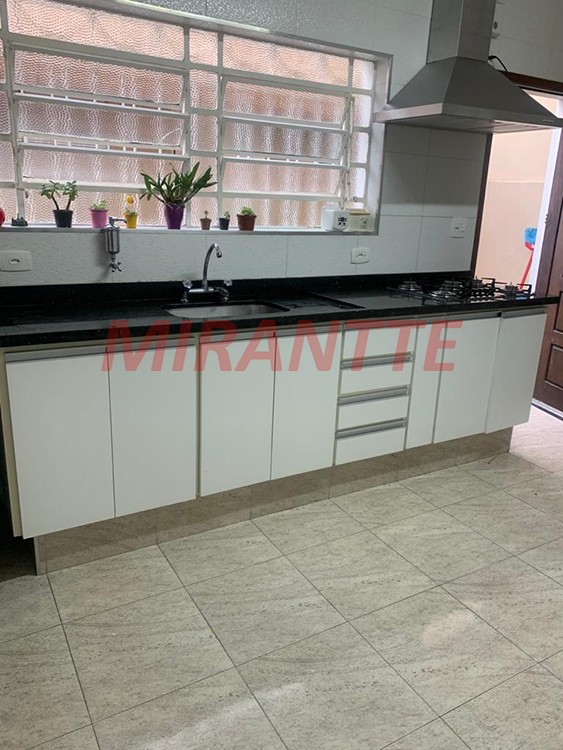 Sobrado de 150m² com 3 quartos em Santana