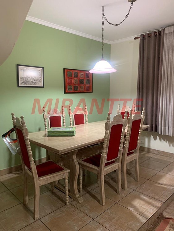 Sobrado de 150m² com 3 quartos em Santana
