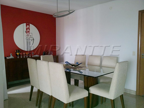 Apartamento de 215m² com 4 quartos em Santana