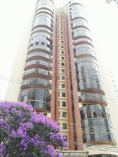 Apartamento de 215m² com 4 quartos em Santana