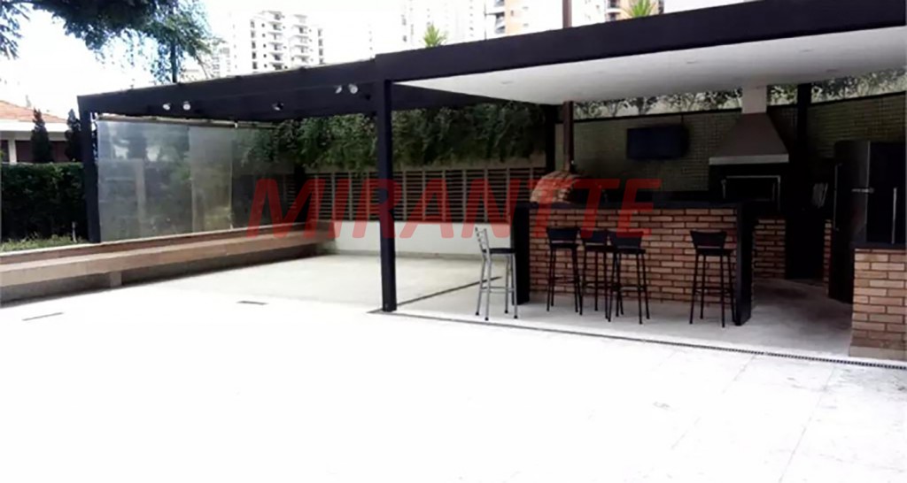 Apartamento de 220m² com 3 quartos em Santana